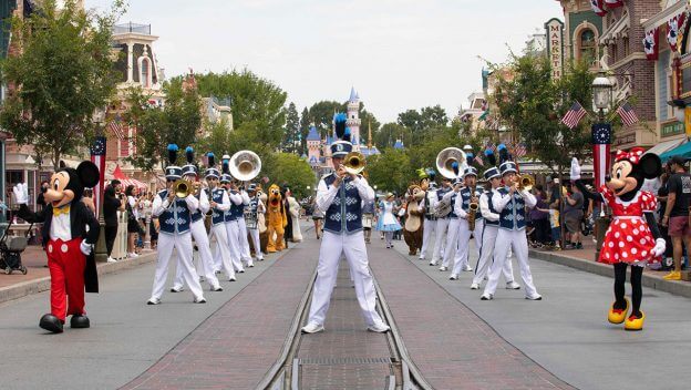 Seven Ways to Make it the Most Magical Summer at Disneyland Resort